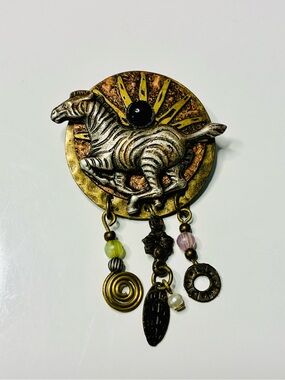 80s VTG Brass-Tone Zebra Brooch with Multicolor Charm Beads Lightweight EUC